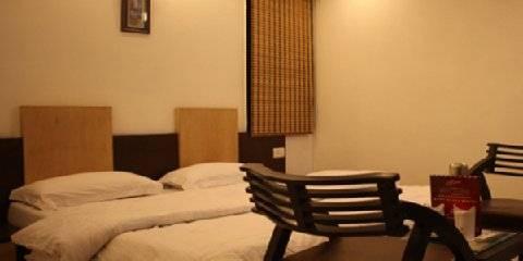 Hotel Pahwa International New Delhi Exterior photo